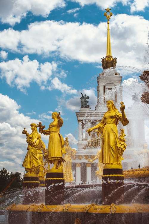 Vdnh Moscow Fountain Summer Clouds Sight Retro