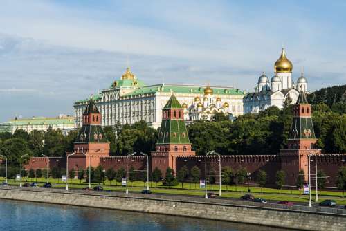 View Moscow The Kremlin Palace City River