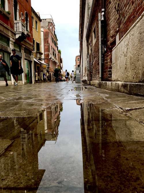 Wet Alley Wet Italy Alley Venice