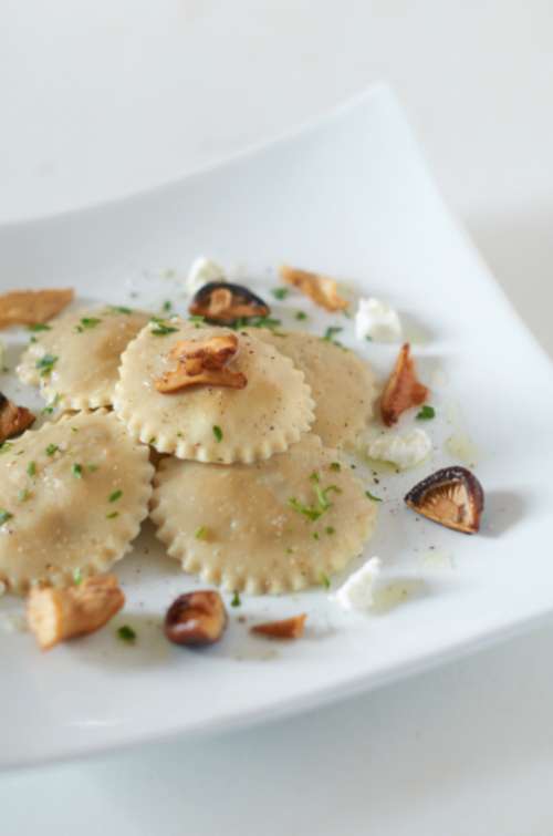 ravioli mushrooms cheese plate pasta