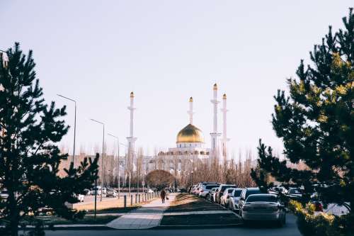 White And Gold Mosque Photo