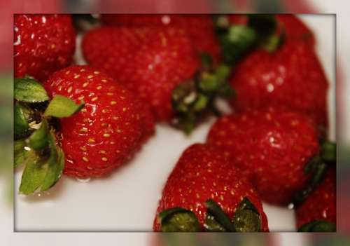 tasty berry berries strawberry strawberries
