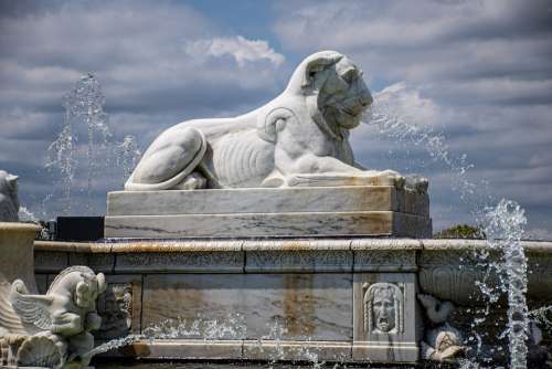 Belle Isle Fountain Detroit Marble Moody Lion