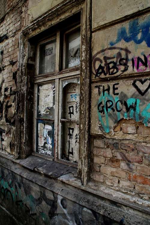 Berlin Window Rotten Graffiti Facade Broken Glass