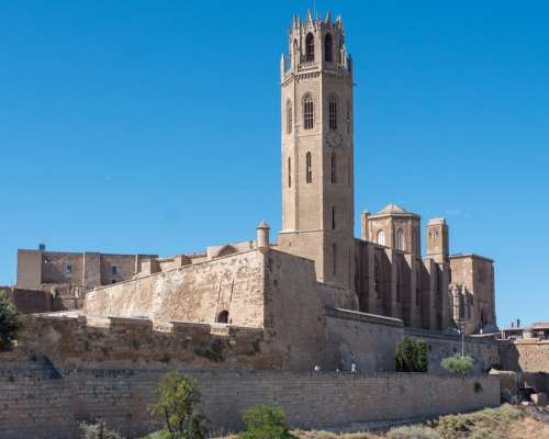 Castle Tower Romanesque Lleida Architecture