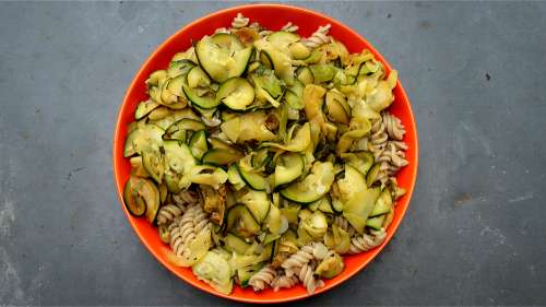 Eat Lunch Zucchini Plate Bowl Food Noodles