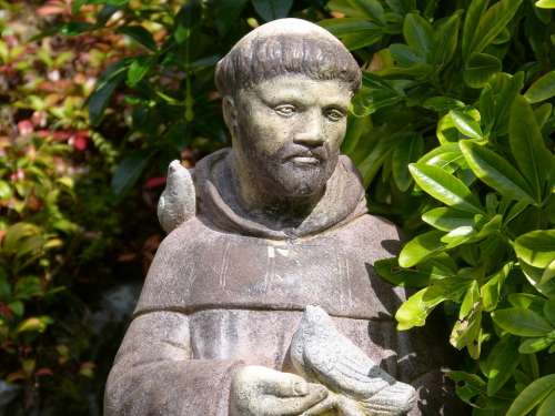 Saint Francis Statue Green Leaves Sculpture