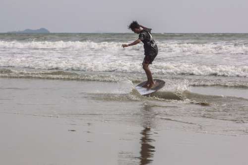 Surf Beach Sea Ocean Wave Surfing Sand Surfer