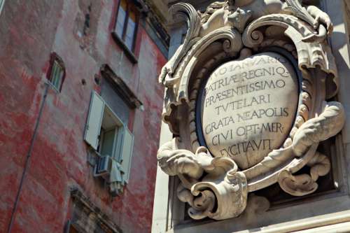 Fading Details, Napoli