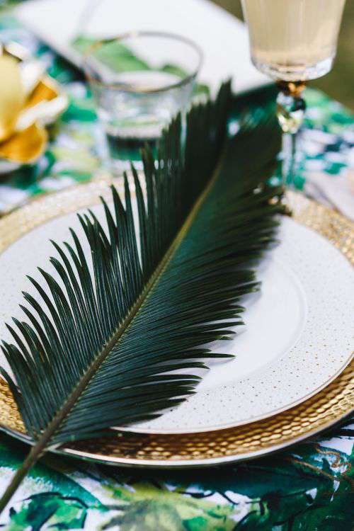 Elegant Exotic Table Decor