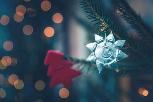 Christmas Decoration Silver Star Red Bokeh Free Photo