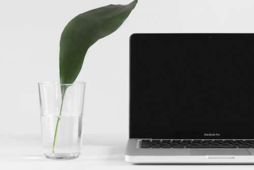 Minimal MacBook Glass Water Free Photo