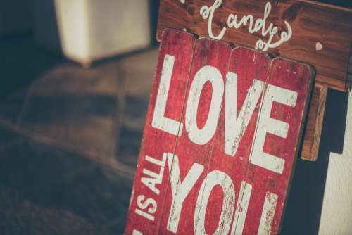 Love Vintage Sign Free Photo