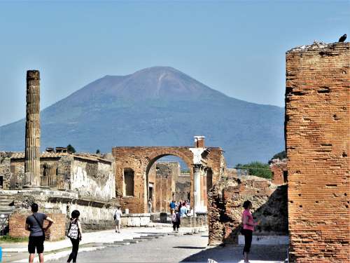 Pompeii Vesuvius Italy Naples Tourism Antiquity
