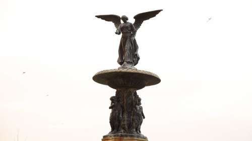 Angel Architecture Fountain Italy Vintage Holly