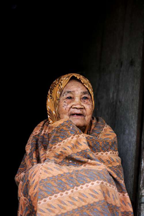 Old Woman Traditional Society Human Interest