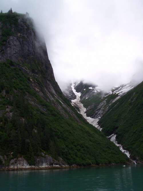 natural highland mountainous landforms body of water mountain