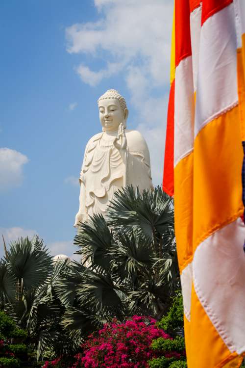 buddha flag statue monument memorial