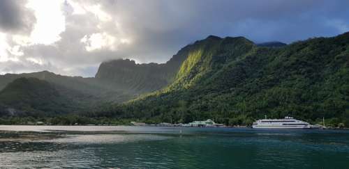 Moorea Island Polynesia Boat Tahiti Holiday