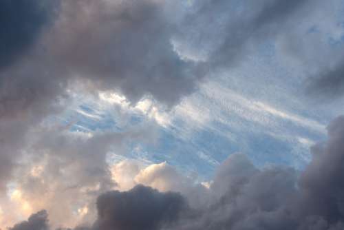 puffy clouds background sky cloudscape