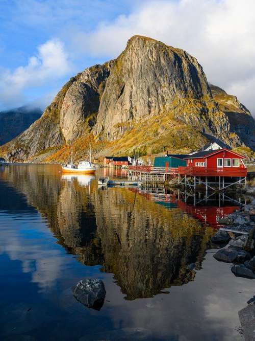 Norway Lofoten Hamnoy Mirroring Rorbuer