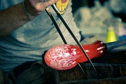 Making A Glass Vase