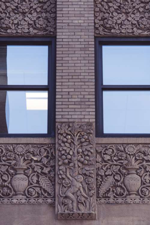 building ornate detail windows brick