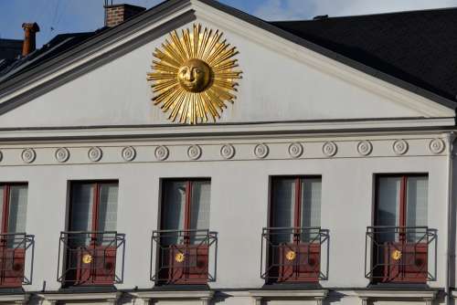 Facade Windows Sun Architecture Building Window