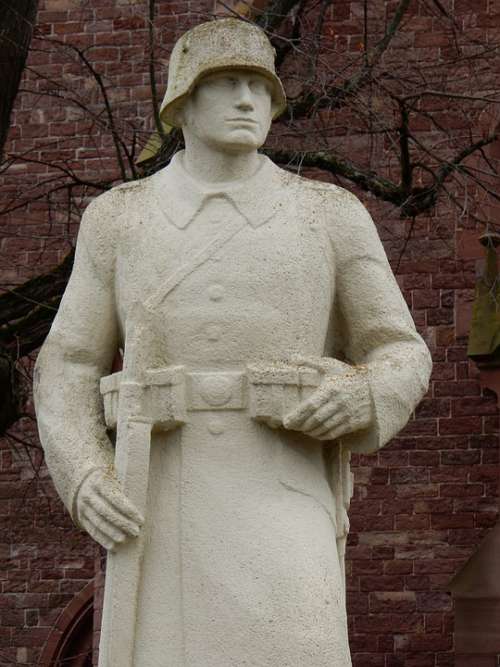 Memorial Soldier War Memory Sculpture Remembrance