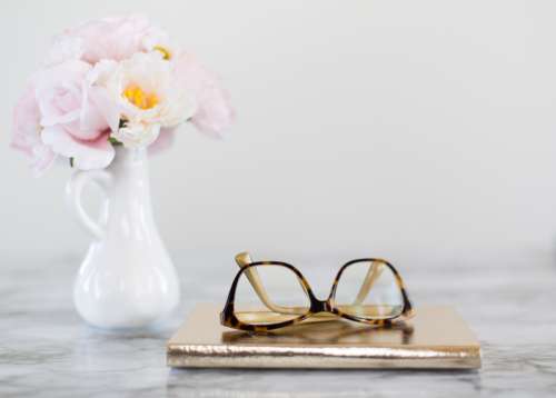 reading glasses table lenses fashion