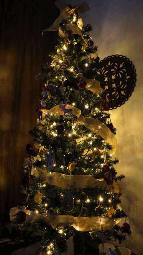 Christmas Tree Holidays Christmas Bauble Atmosphere