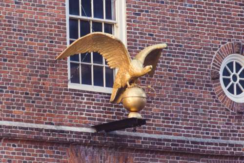 city building ornament eagle statue