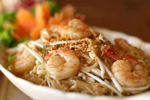 noodles cooking dish food shrimp
