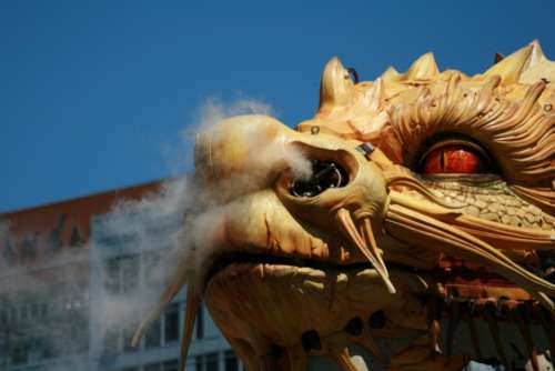 dragon head art statue sky