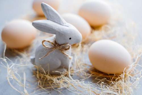 Ceramic Easter Bunny and plain eggs 2