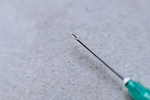 Disposable syringe needle macro 3