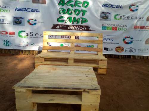 wood, furniture, table, wooden, wooden pallet, armchair, pedestal table, handmade, carpentry, agrobootcamp