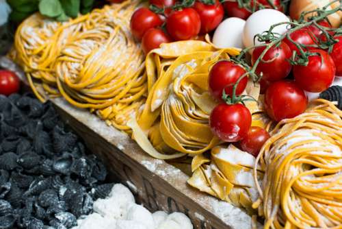 Pasta, tomatoes and other Italian ingredients