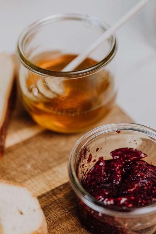 Challah with honey and raspberry jam