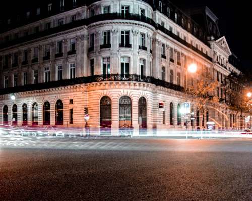 Parisian night life