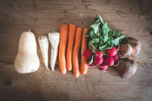 Organic root crops and other vegetables