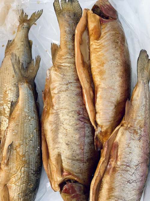 Smoked fish in the fish market