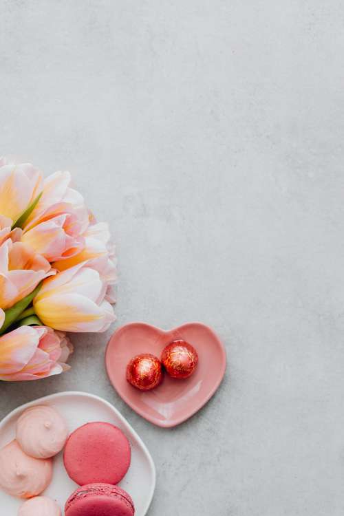 Valentine's Day Backgrounds & Flatlays