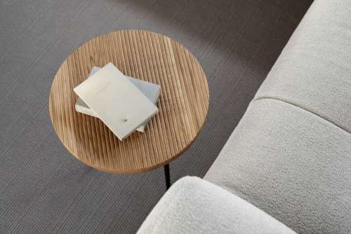 Un'common - Minimalist furniture in a bright interior - beige aesthetics