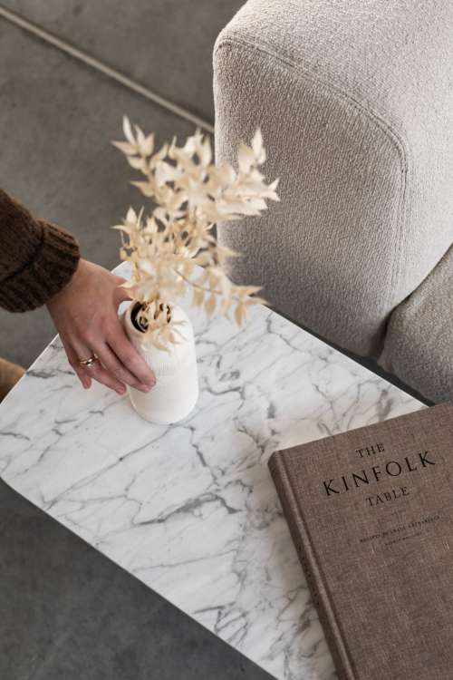 Un'common - Minimalist furniture in a bright interior - beige aesthetics