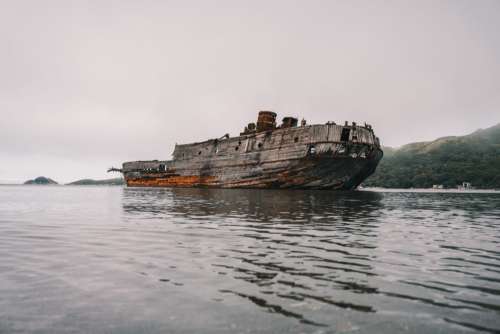 Abandoned boat horizontal