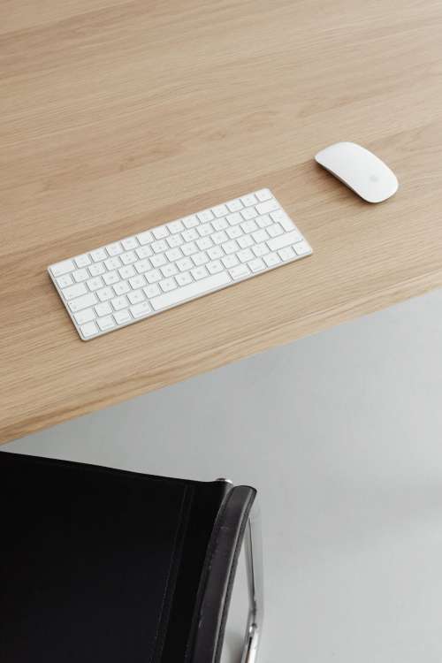 Wooden minimalist computer desk