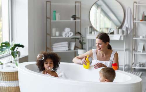 Kids Bath Family No Cost Stock Image