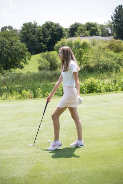 Female Golfing Golf Free Stock Photo